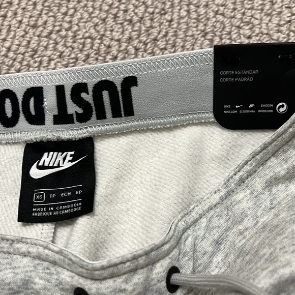 Womens Nike pants size xs - Picture 4 of 4